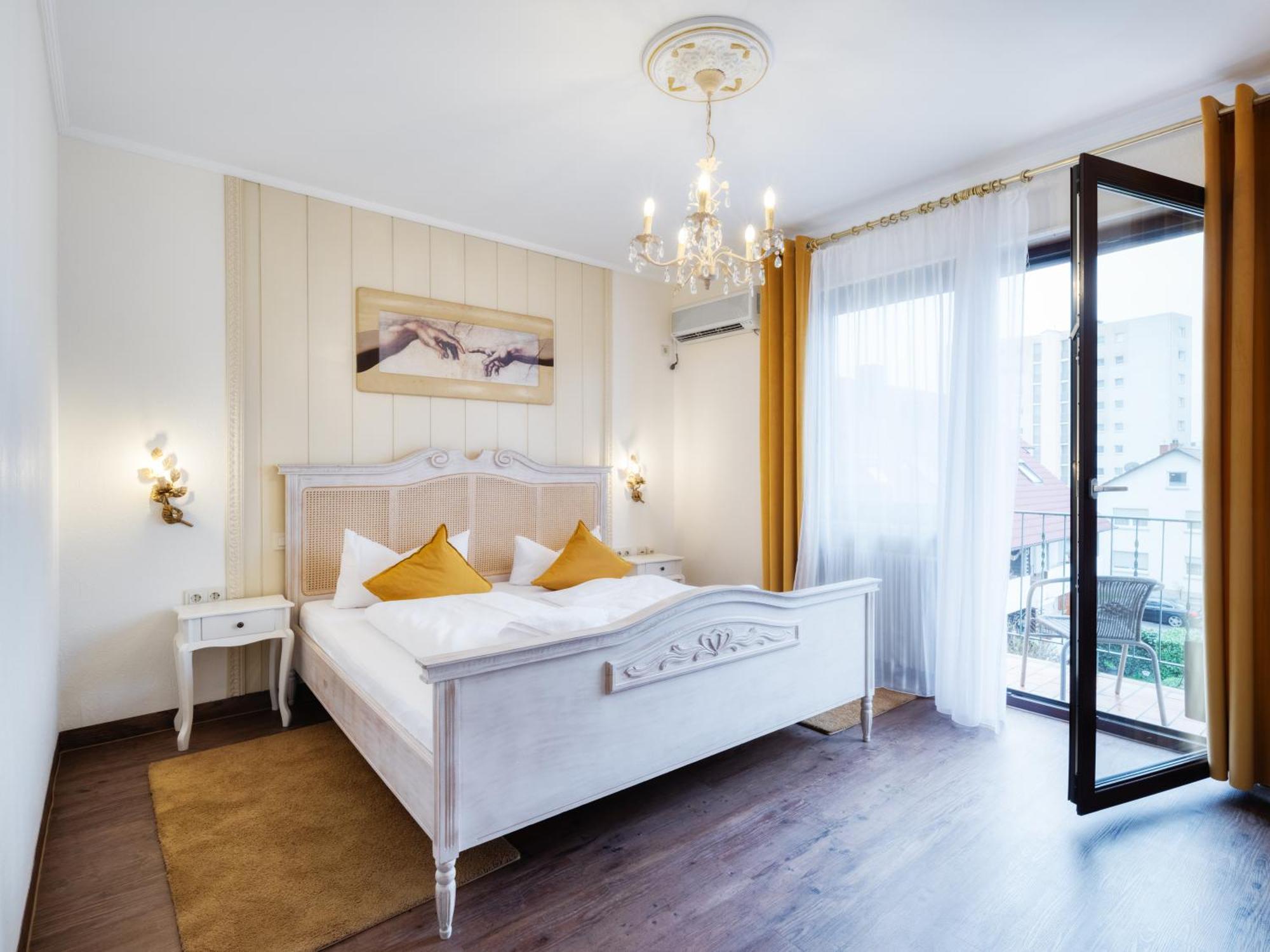 Hotel-Restaurant Central Am Koenigshof Viernheim Eksteriør bilde